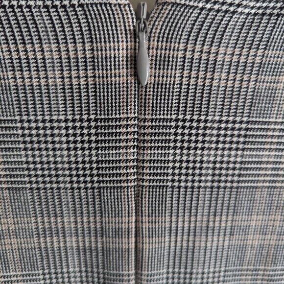 Babaton Kurt Dress - Picture 10 of 11